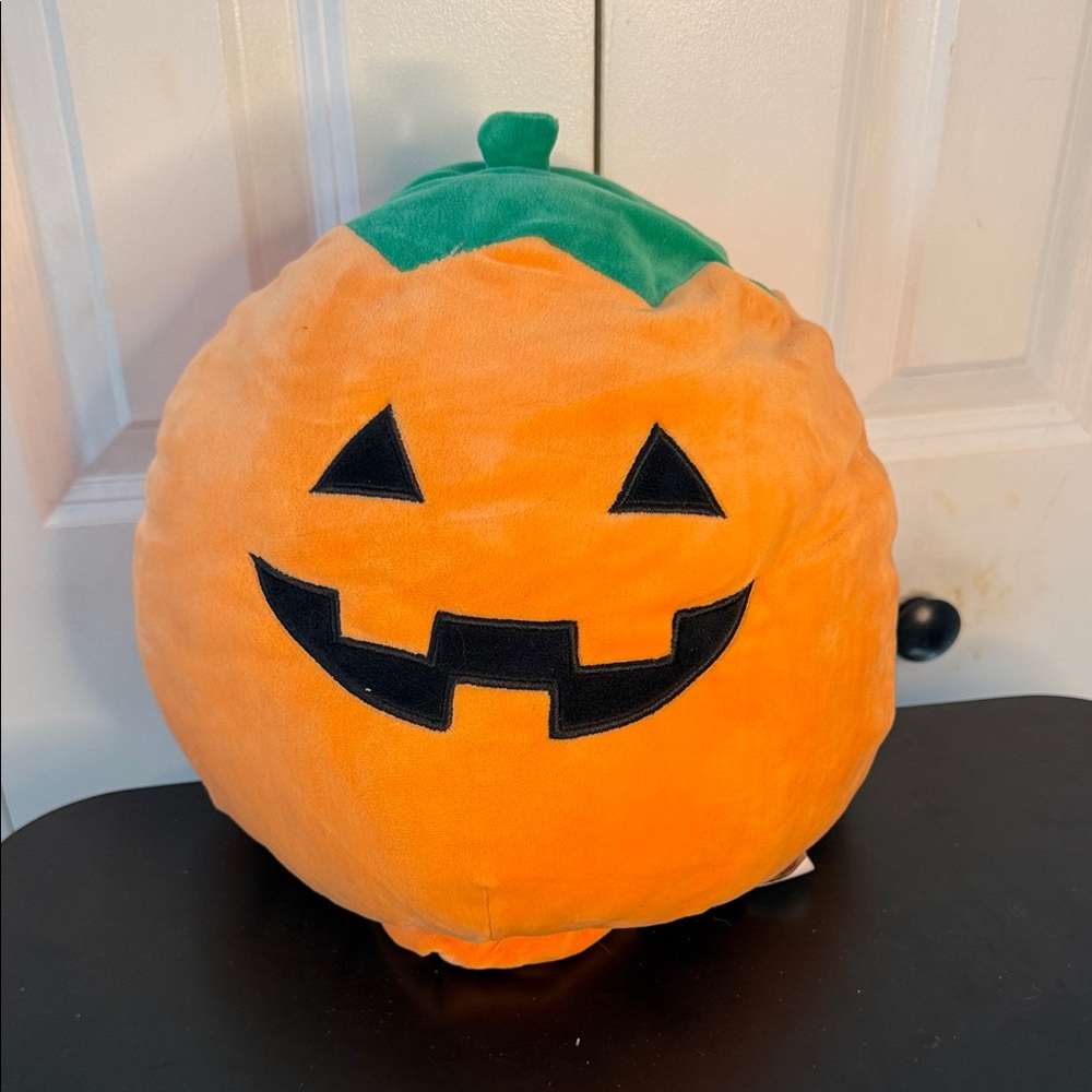 Big Squishmallow Flip a mallow Orange Black Cat Colton Halloween Pumpkin 2 in 1